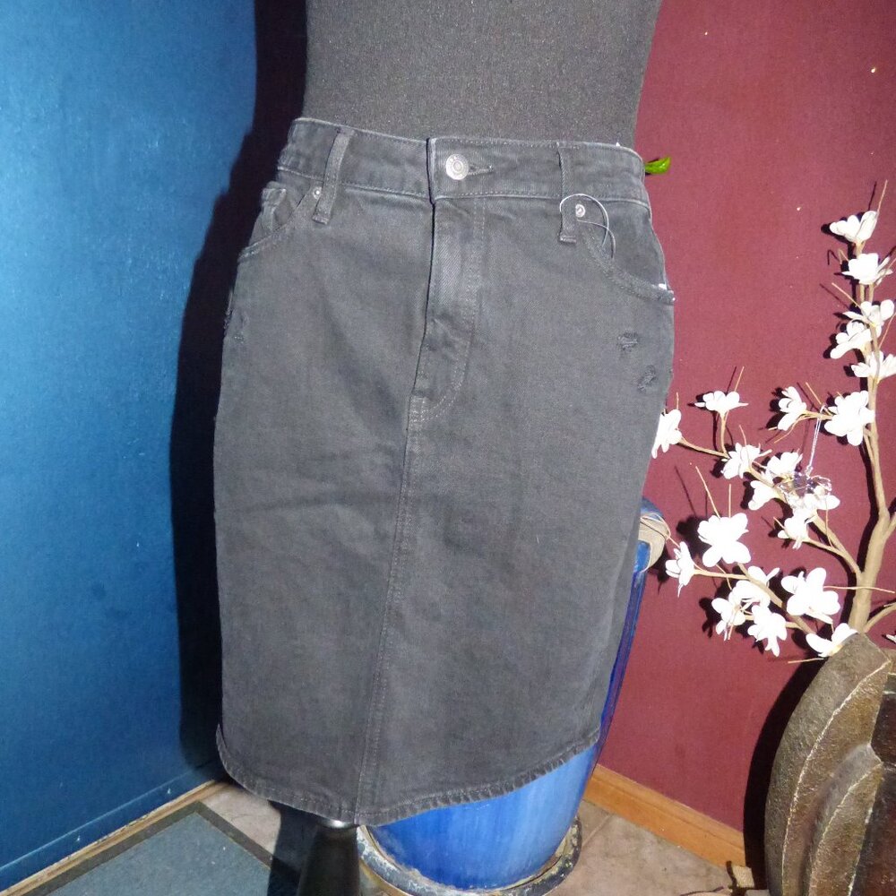 OLD NAVY GOTH PRAIRY BOHO BLACK DISSTRESSED SHORT DENIM SKIRT 12